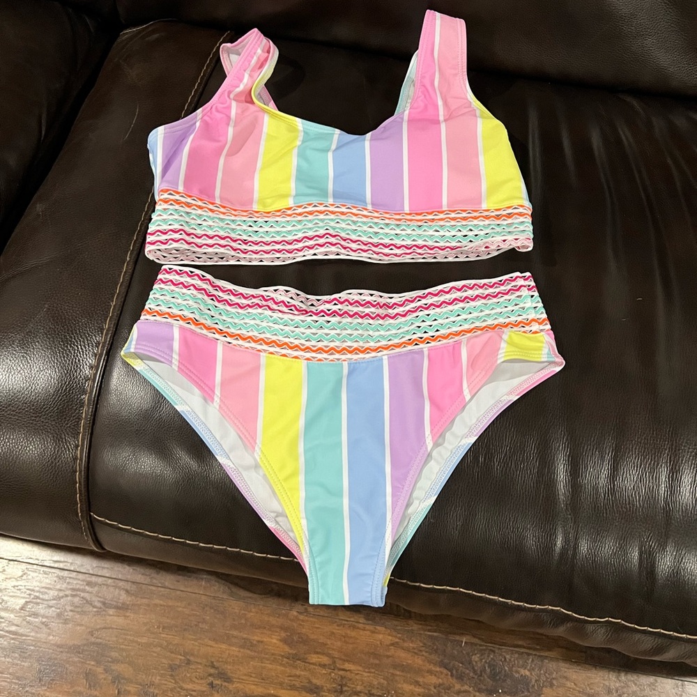 Bathing suit